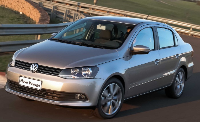 Volkswagen Novo Voyage (etanol/gasolina): 7,7/11,6 km/l (cidade) e 9,6/13,9 km/l (estrada)